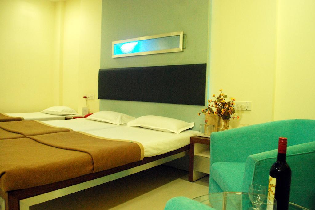 Hotel Sagar Kinara Малван Номер фото