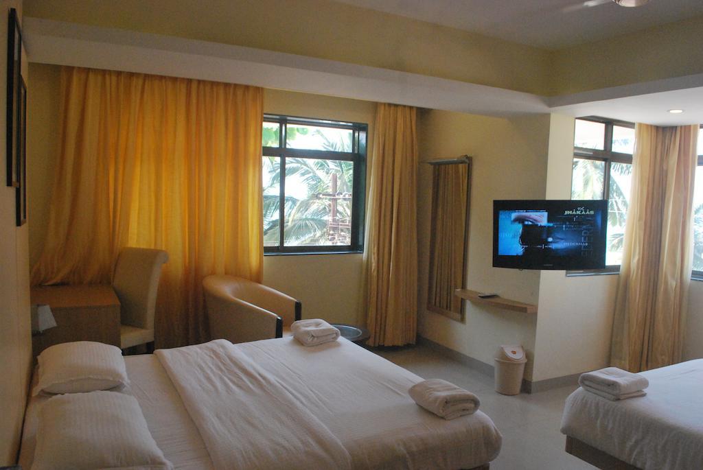 Hotel Sagar Kinara Малван Номер фото